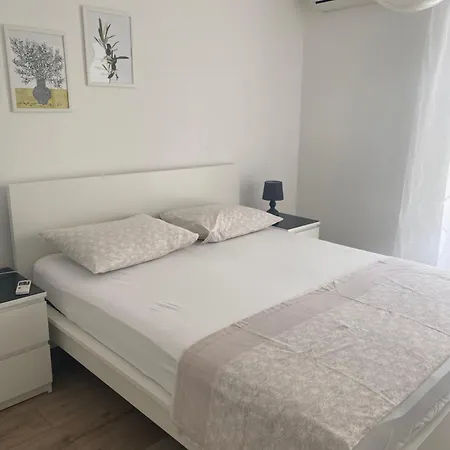 Apartmani Igor Makarska Exterior photo